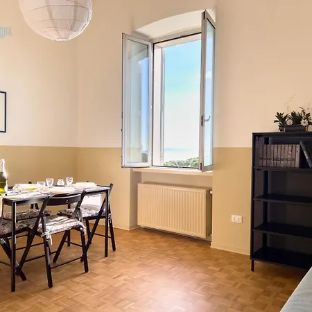 Appartement Viale Miramare 157 Tirabora Short Rent *