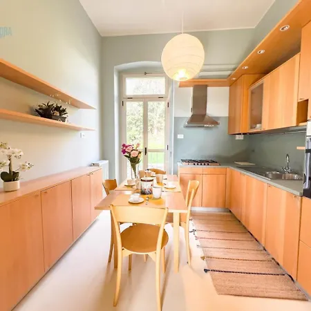 Appartement Viale Miramare 157 Tirabora Short Rent *