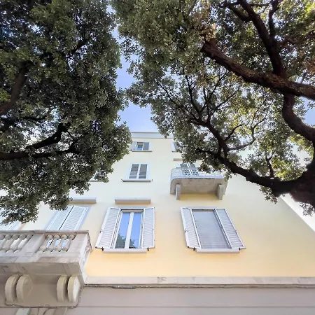 Apartment Viale Miramare 157 Tirabora Short Rent Trieste